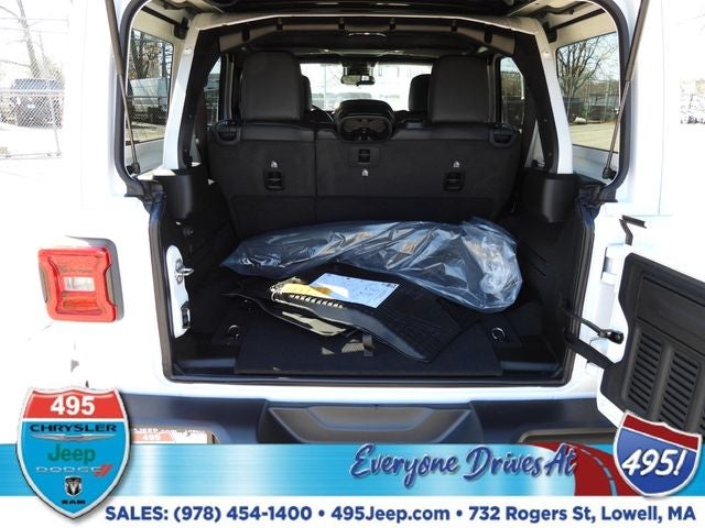 2025 Jeep Wrangler Sahara