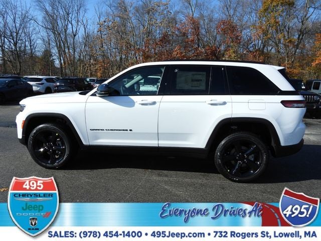 2025 Jeep Grand Cherokee Laredo