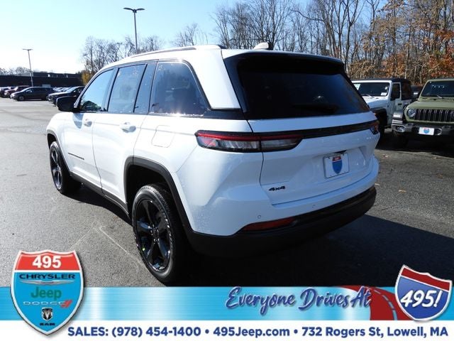 2025 Jeep Grand Cherokee Laredo