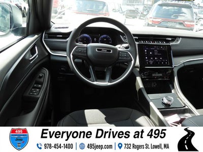 2026 Jeep Grand Cherokee Laredo