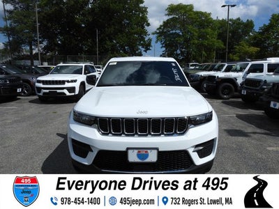 2026 Jeep Grand Cherokee Laredo