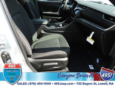 2025 Jeep Grand Cherokee Laredo X