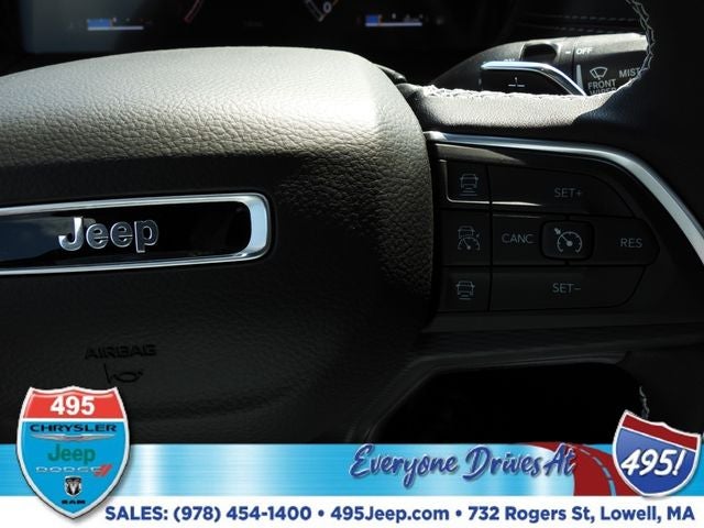 2025 Jeep Grand Cherokee Laredo X