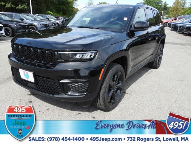 2025 Jeep Grand Cherokee Laredo