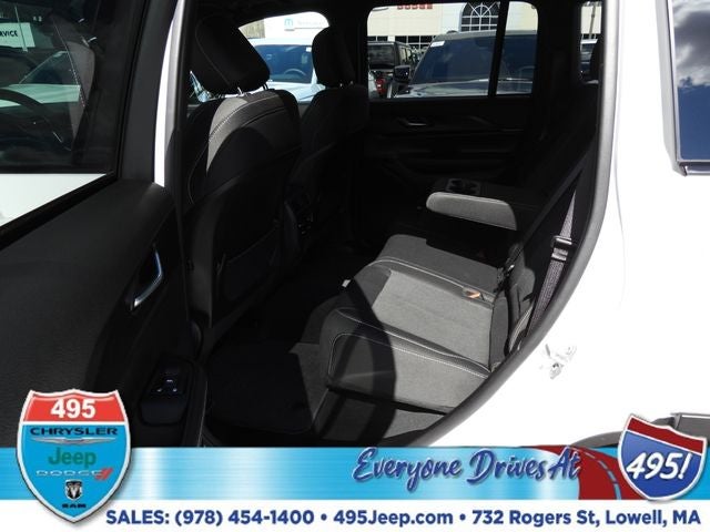 2025 Jeep Grand Cherokee Laredo X