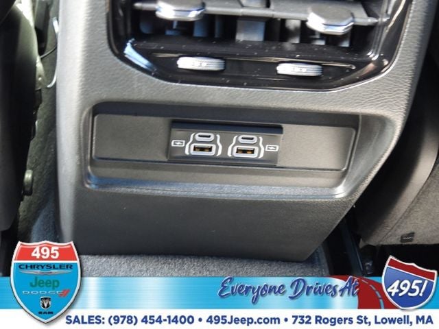 2025 Jeep Grand Cherokee Laredo X