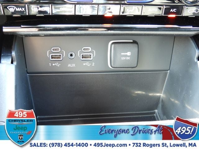 2025 Jeep Grand Cherokee Laredo X