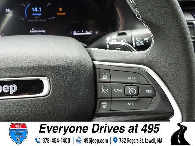 2026 Jeep Grand Cherokee Laredo