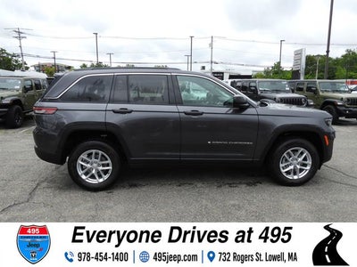 2026 Jeep Grand Cherokee Laredo