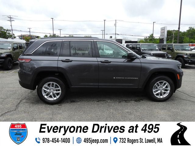 2026 Jeep Grand Cherokee Laredo