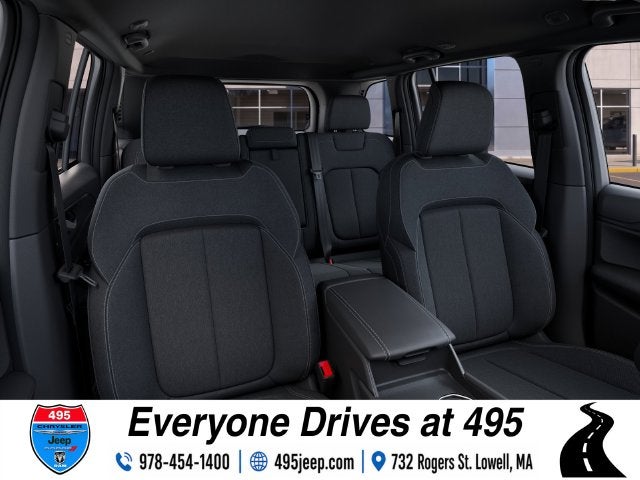 2027 Jeep Grand Cherokee Laredo