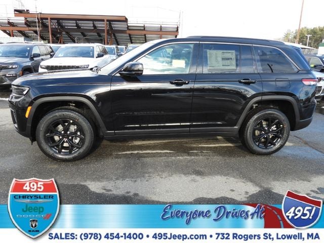 2026 Jeep Grand Cherokee Laredo
