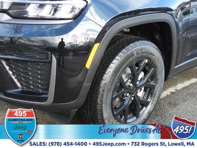 2026 Jeep Grand Cherokee Laredo