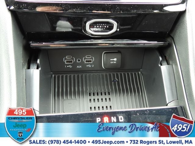 2026 Jeep Grand Cherokee Laredo