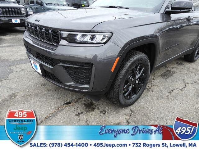 2026 Jeep Grand Cherokee Laredo