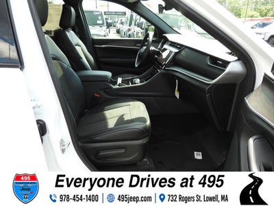 2026 Jeep Grand Cherokee Altitude