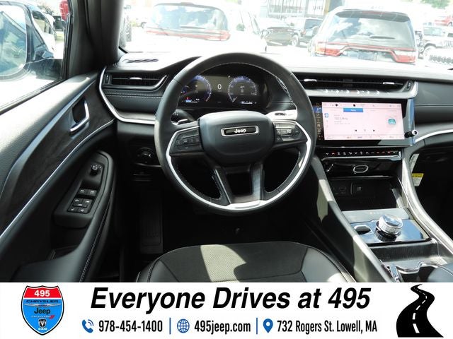 2026 Jeep Grand Cherokee Altitude