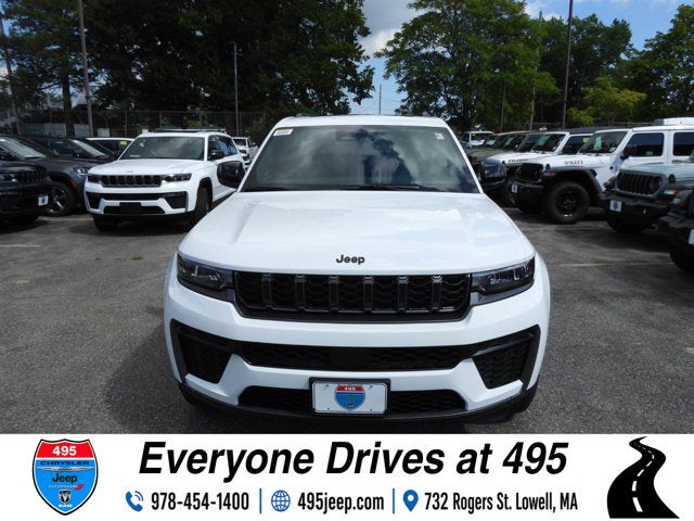 2026 Jeep Grand Cherokee Altitude