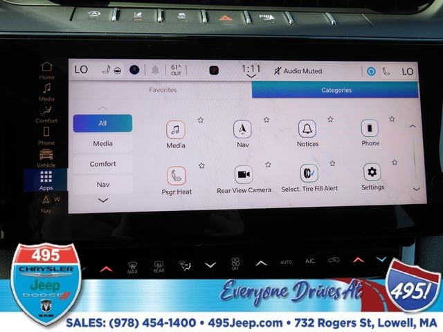 2026 Jeep Grand Cherokee Laredo