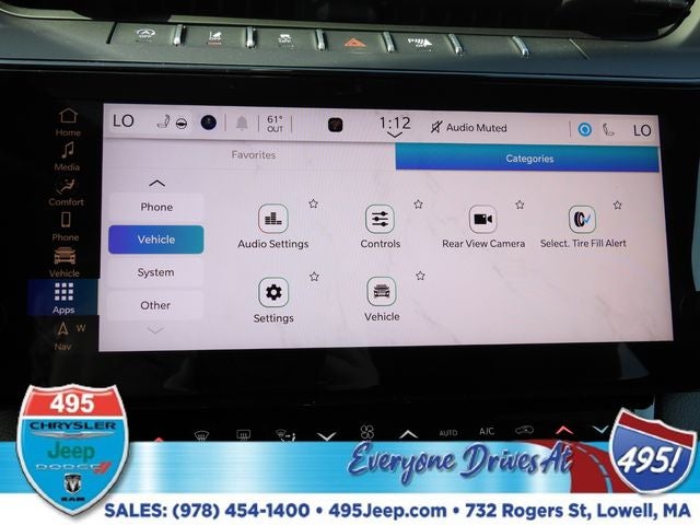 2026 Jeep Grand Cherokee Laredo