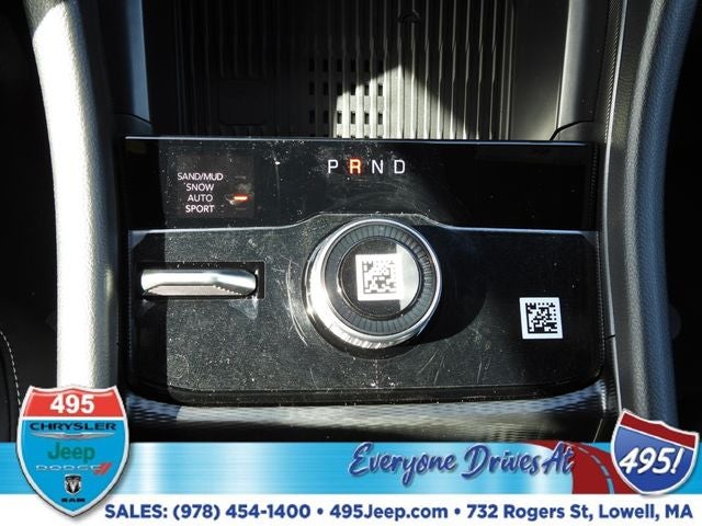 2026 Jeep Grand Cherokee Laredo