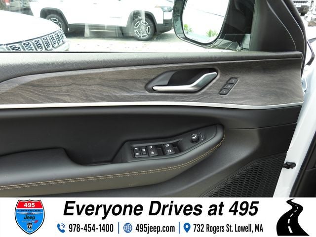 2026 Jeep Grand Cherokee 85th Anniversary Edition