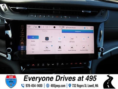 2027 Jeep Grand Cherokee Limited Reserve