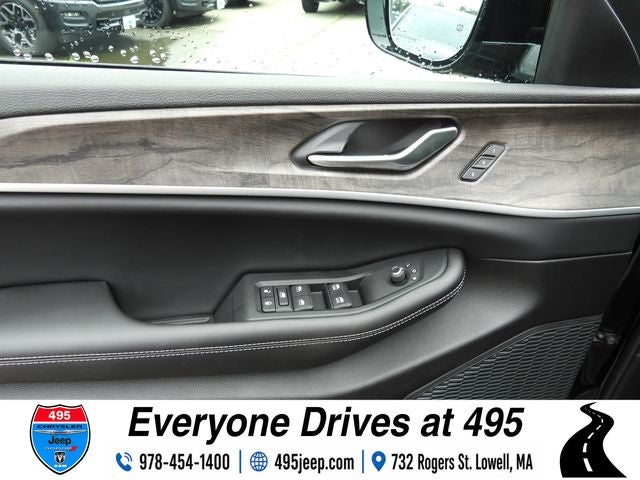 2027 Jeep Grand Cherokee Limited