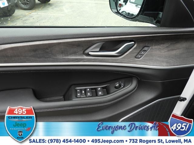 2026 Jeep Grand Cherokee Limited Reserve