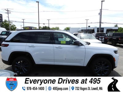 2026 Jeep Grand Cherokee 85th Anniversary Edition