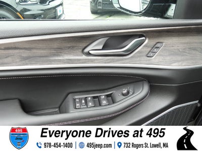 2027 Jeep Grand Cherokee Limited Reserve