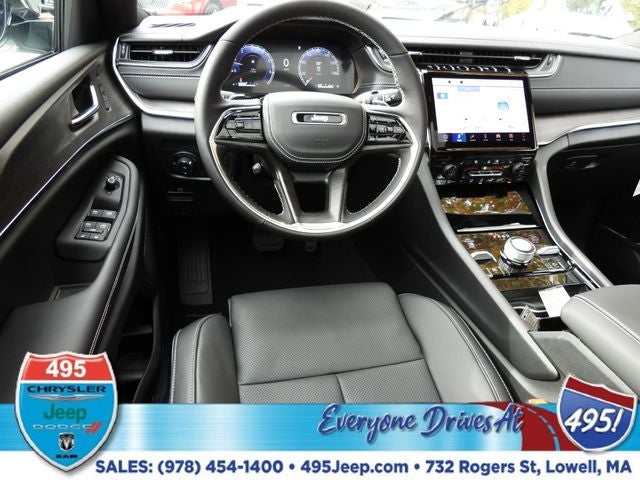 2025 Jeep Grand Cherokee Overland