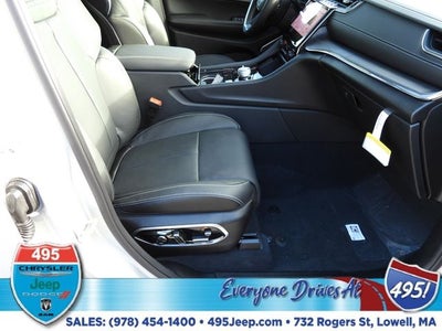 2025 Jeep Grand Cherokee Overland