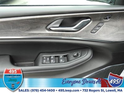 2025 Jeep Grand Cherokee Overland