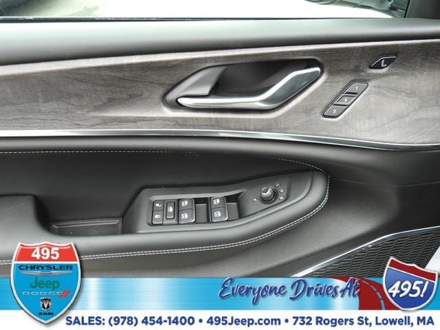 2025 Jeep Grand Cherokee Overland