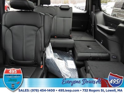 2026 Jeep Grand Wagoneer Base