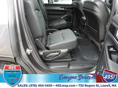 2026 Jeep Grand Wagoneer Base