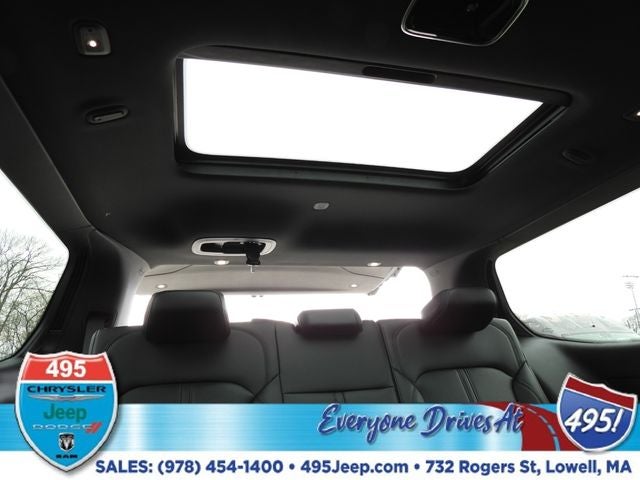 2026 Jeep Grand Wagoneer Base