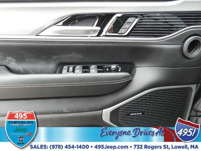 2026 Jeep Grand Wagoneer Base