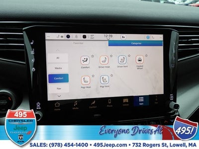 2026 Jeep Grand Wagoneer Base