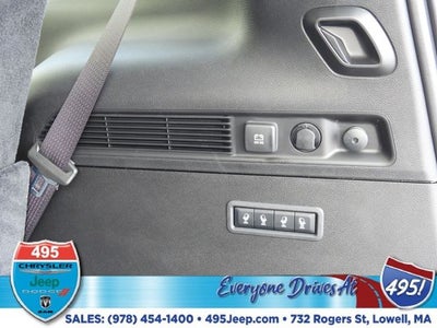 2026 Jeep Grand Wagoneer Base