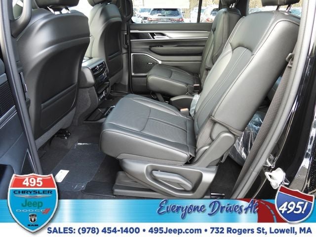 2026 Jeep Grand Wagoneer Base