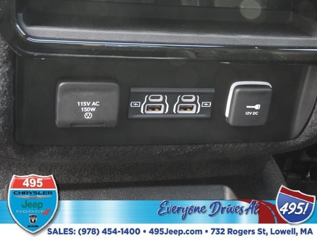 2026 Jeep Grand Wagoneer Base