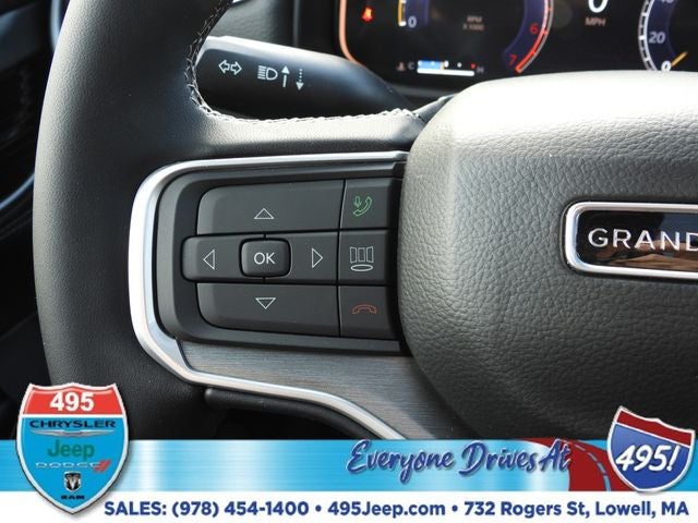 2026 Jeep Grand Wagoneer Base