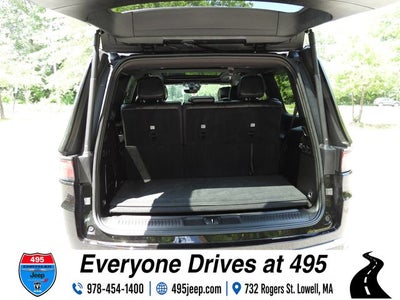 2024 Jeep Wagoneer Base