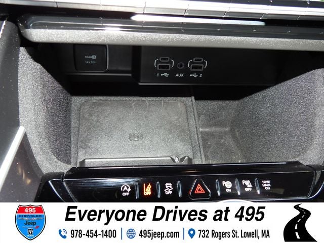 2024 Jeep Wagoneer Base