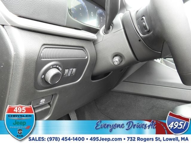 2026 Jeep Grand Wagoneer Upland