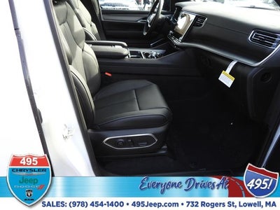 2026 Jeep Grand Wagoneer Base