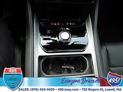 2026 Jeep Grand Wagoneer Base