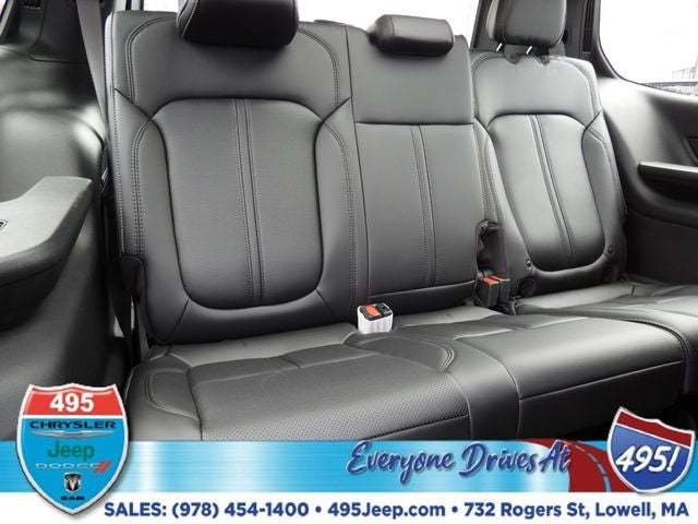 2026 Jeep Grand Wagoneer 4x4